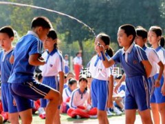 深圳小学初中明年起每天1节体育课 具体情况简单见解！（图）